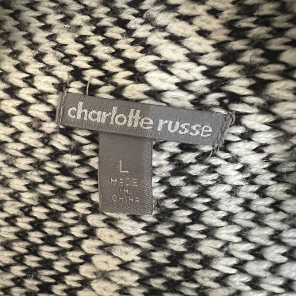 Long Asymmetrical cardigan/sweater. - Picture 2 of 4